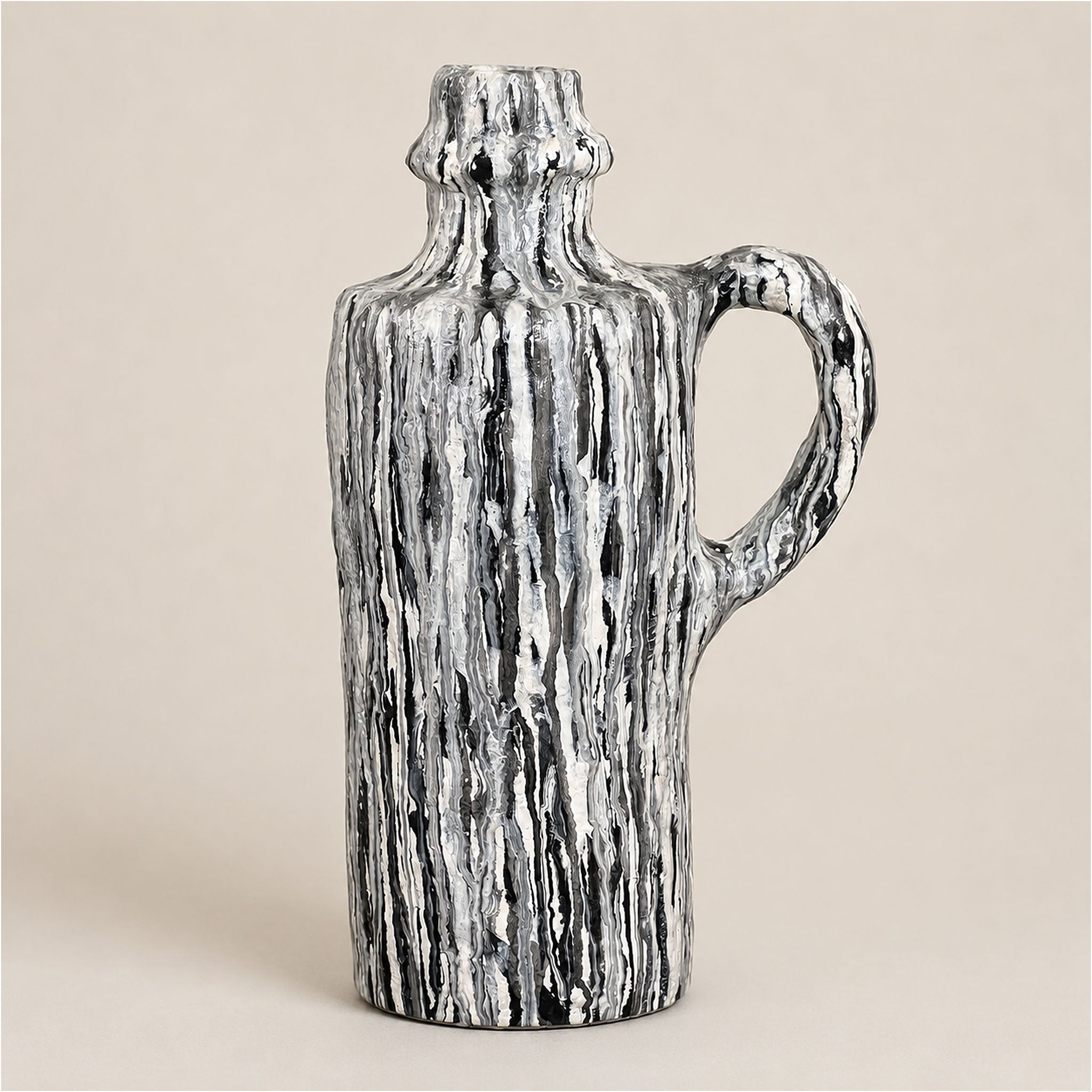 Graphite Cascade Vessel