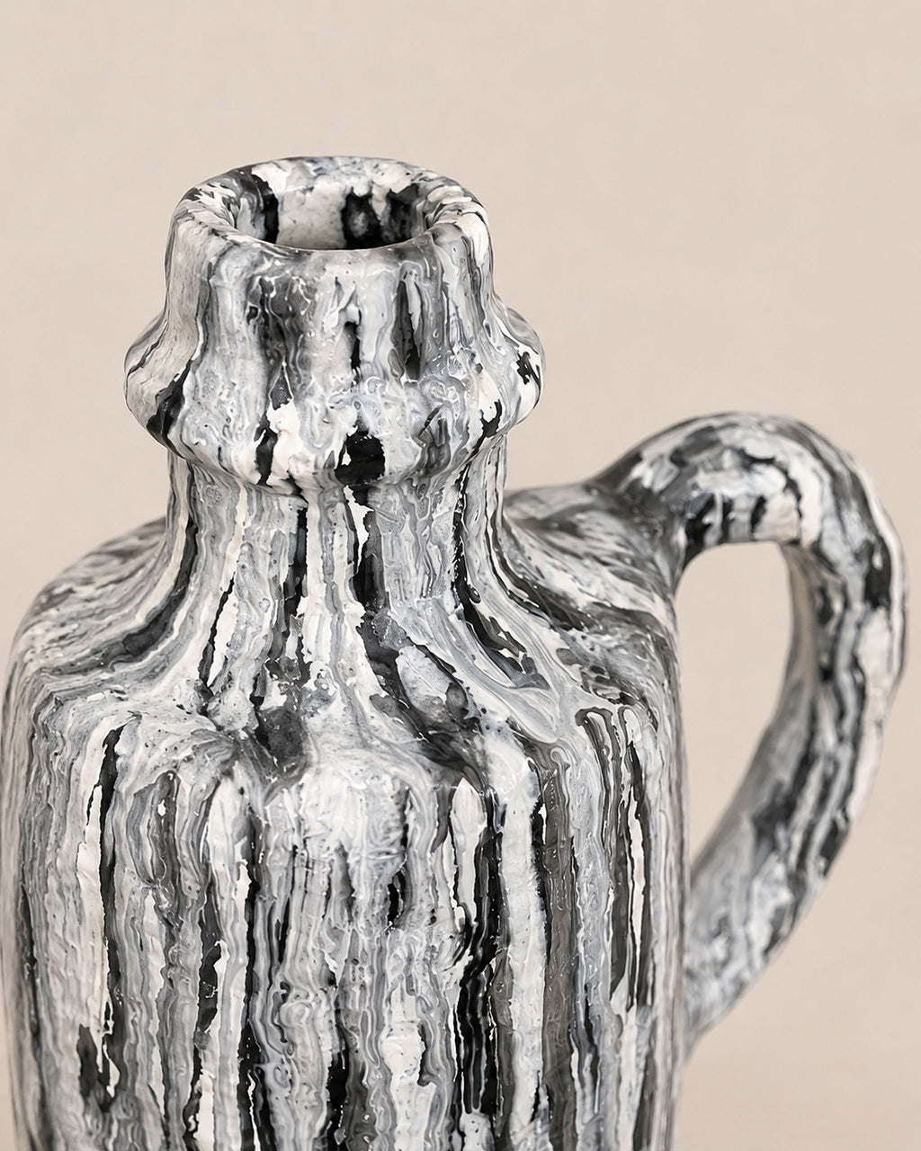 Graphite Cascade Vessel