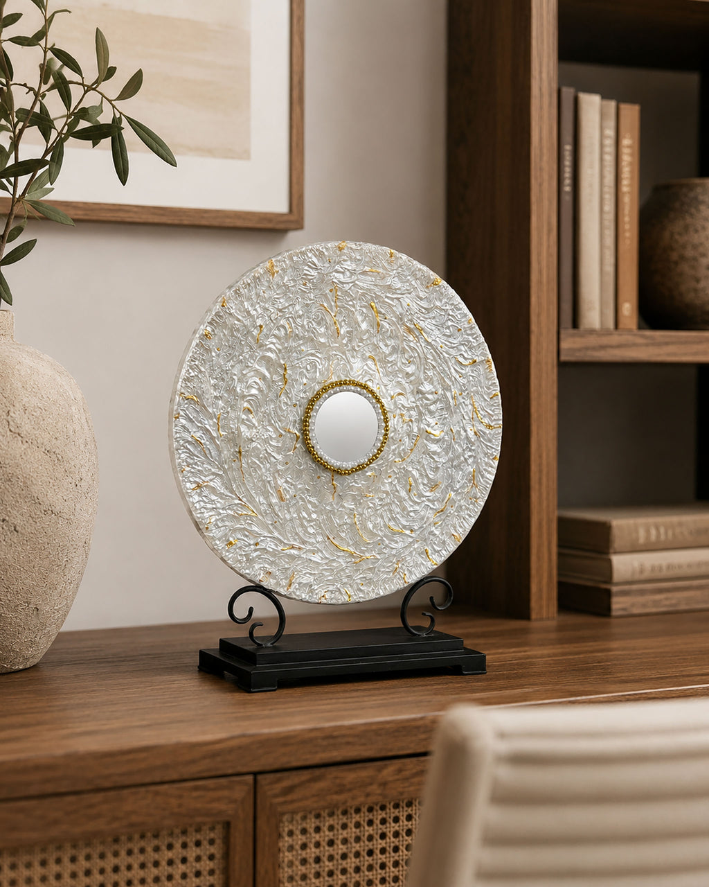 Moonveil Medallion
