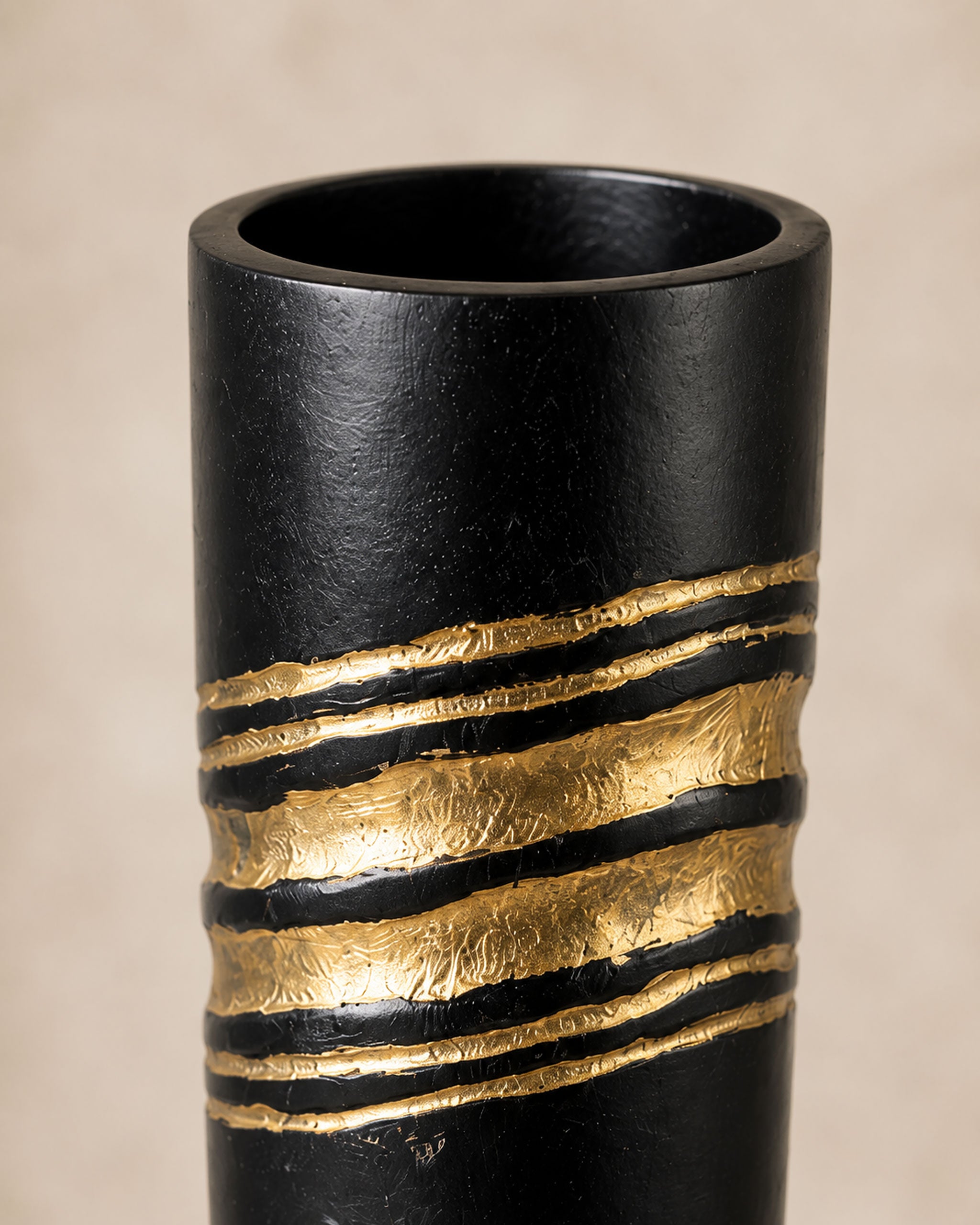 Sable Goldline Vase